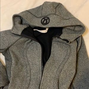EUC lululemon scuba hoodie